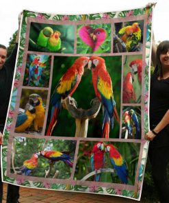 Alternative view of Parrot Blanket