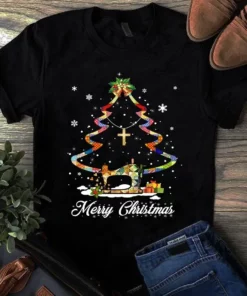 Christmas Sewing Tree Tshirt - Holiday Gift For Tailors & Quilting Enthusiasts