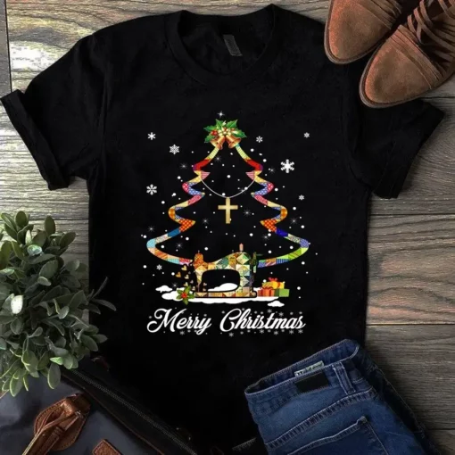 Christmas Sewing Tree Tshirt - Holiday Gift For Tailors & Quilting Enthusiasts