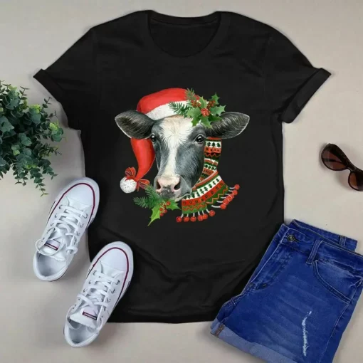 Cute Cow With Santa Hat Christmas Xmas Farmer Gift Tshirt