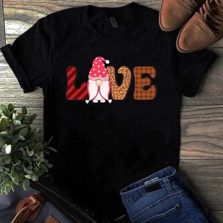 Love Cute Gnome Heart Lover Happy Valentines Day Gift Tshirt