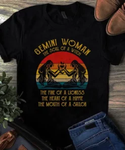 Gemini Woman The Soul Of A Witch The Fire Of A Lioness Vintage Birthday Tshirt